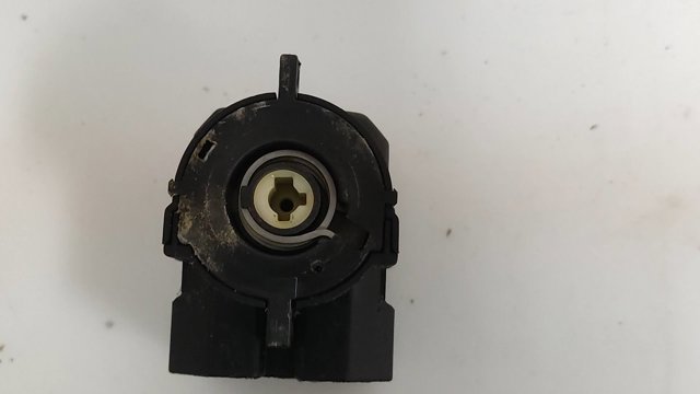 6901961 BMW
