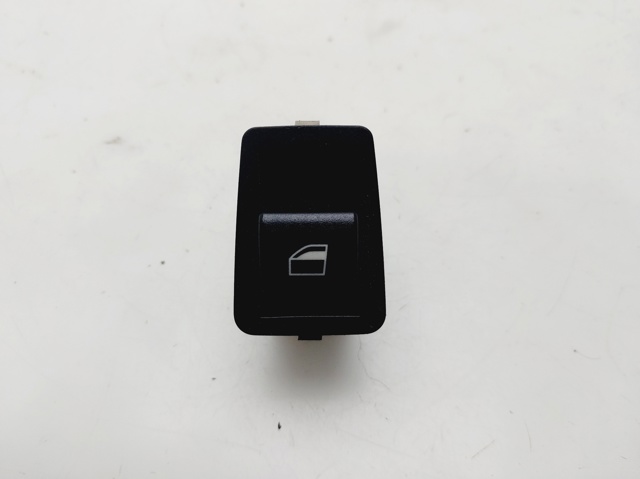 6902174 BMW