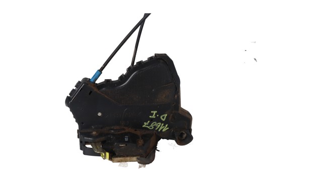 Fecho da porta dianteira esquerda 6904002151 TOYOTA