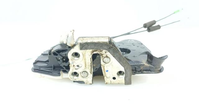Fecho da porta dianteira esquerda Toyota Hilux GUN12, GUN13 ao melhor preço