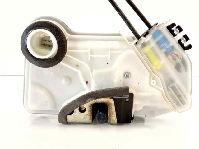 Fecho da porta dianteira esquerda Toyota Hilux  KUN15 ao melhor preço
