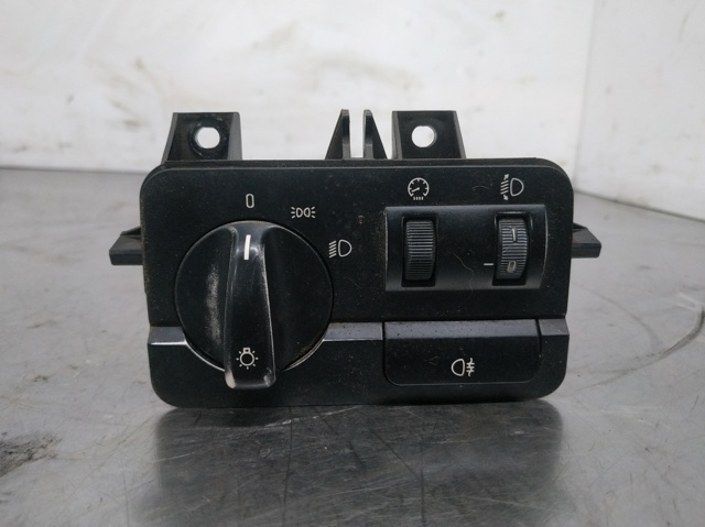 Comutador das luzes no "painel de instrumentos" 6907944 BMW