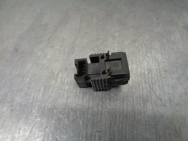 Sensor de ativação do sinal de parada 6908787 BMW