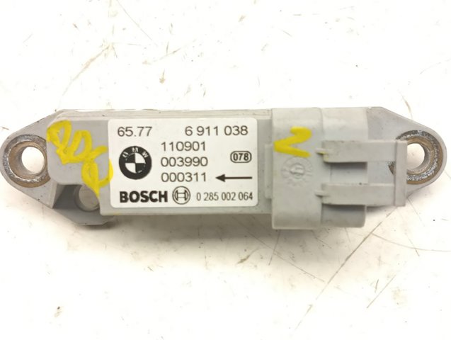 6911038 BMW