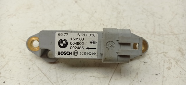 6911038 BMW