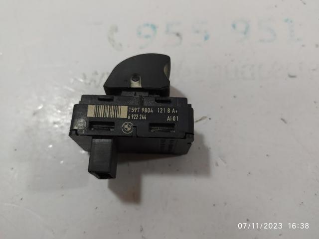 Botão dianteiro direito de ativação de motor de acionamento de vidro 6922244 BMW