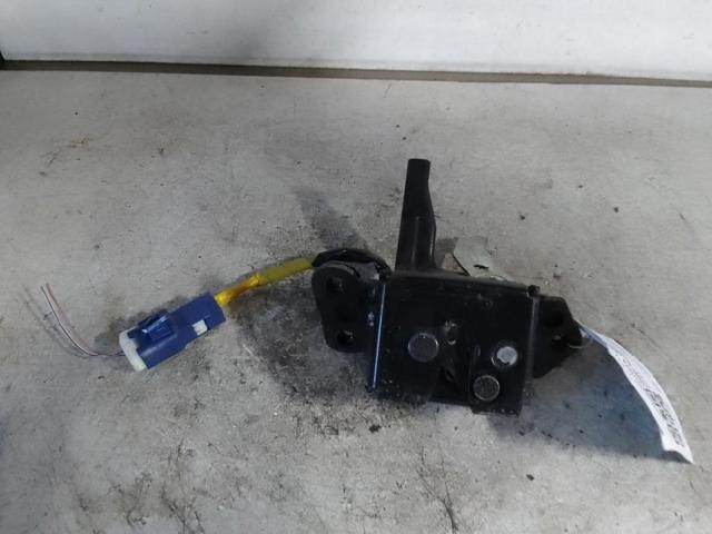 Fecho de tampa de porta-malas (de 3ª/5ª porta traseira) 693500D041 TOYOTA