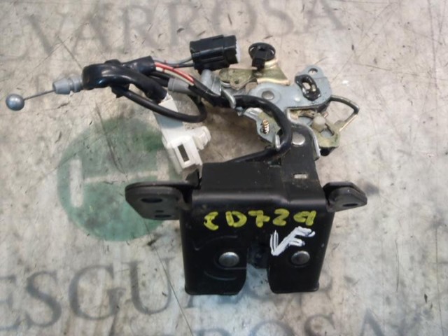 Fecho de tampa de porta-malas (de 3ª/5ª porta traseira) Toyota Corolla  E12U ao melhor preço