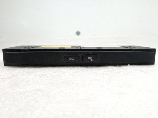 6938311 BMW