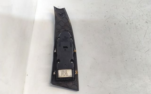 6939090 BMW
