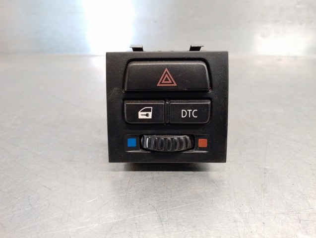 Botão de ativação do sinal de emergência 6945652 BMW