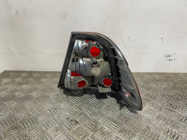 Lanterna traseira esquerda externa 6946535 BMW