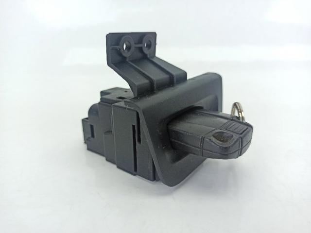 695471712 BMW