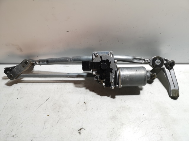 697826304 BMW