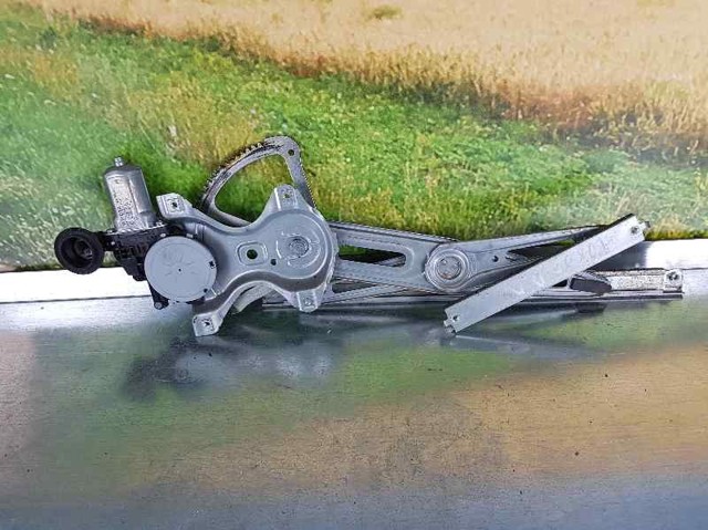 Comprar  Yaris  SP90