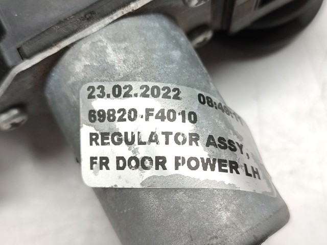 69820F4010 Toyota