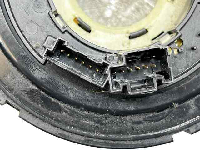 6989557 BMW