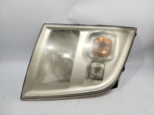 Luz direita 6C1113W029DG FORD