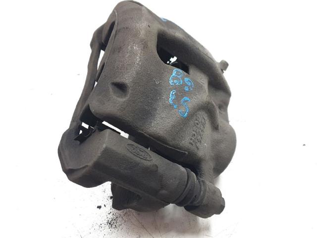 Suporte do freio dianteiro direito 6C112B120AD FORD