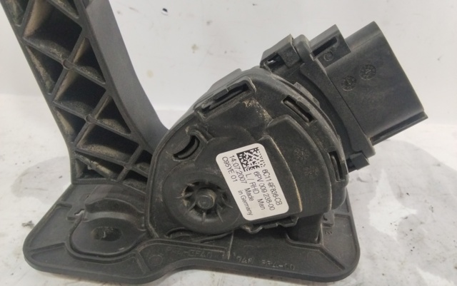 6C119F836CB Ford
