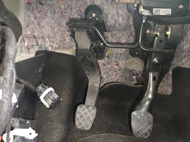 Pedal de embraiagem 6C1721321A VAG