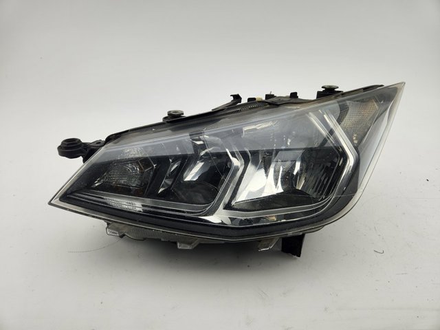 Luz esquerda 6F1941005A VAG