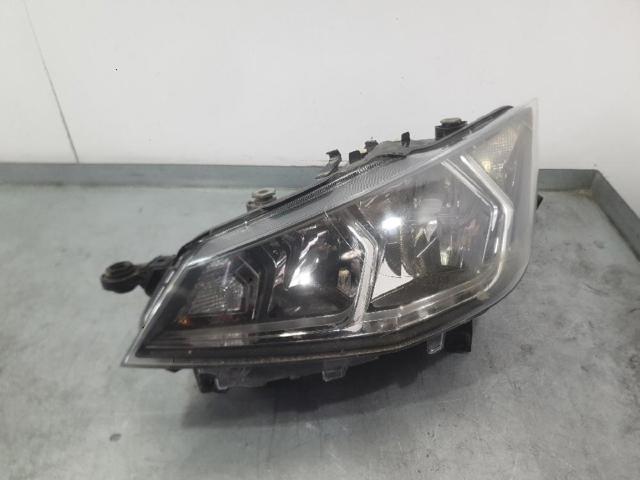Luz esquerda 6F1941005B VAG