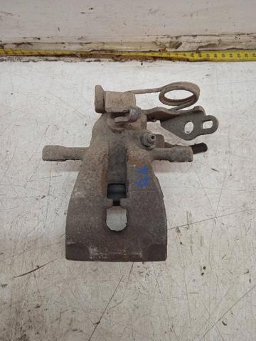 Suporte do freio traseiro direito 6G912D048GF FORD