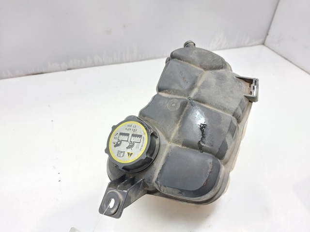 6G918K218 Ford