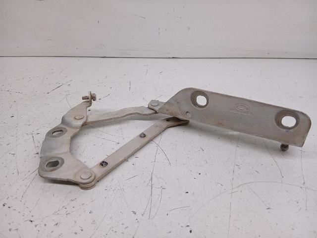 Gozno da capota direito 6H5216800AC LAND ROVER