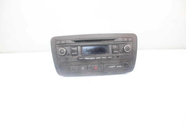 Aparelhagem de som (rádio AM/FM) 6J0035156 VAG