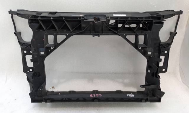 Suporte do radiador montado (painel de montagem de fixação das luzes) 6J0805588 VAG