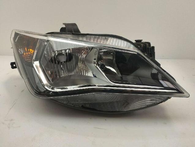 Luz direita 6J1941006N VAG