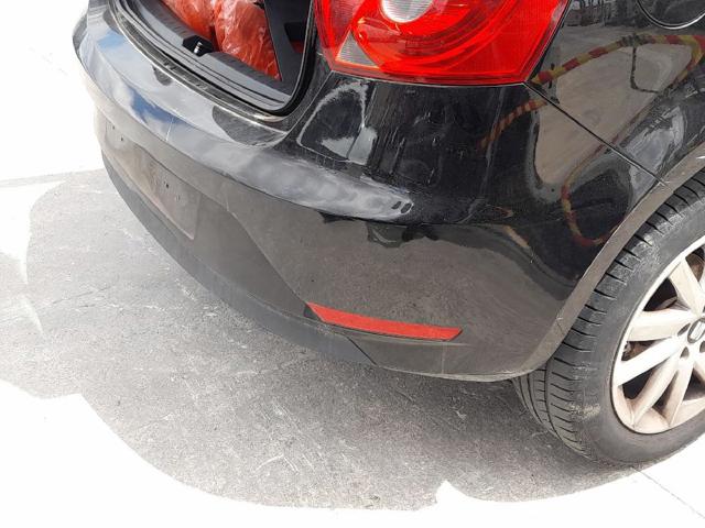 Pára-choque traseiro 6J4807421GRU VAG