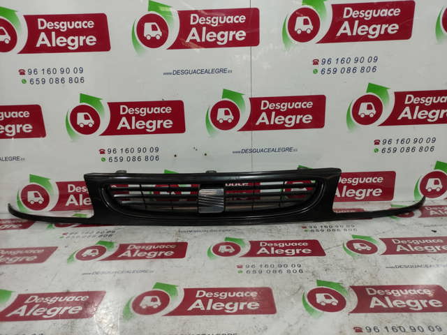 Grelha do radiador 6K0854643 VAG