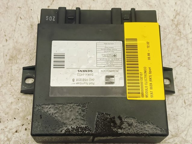 Módulo de conforto da porta dianteira 6K0962258 VAG