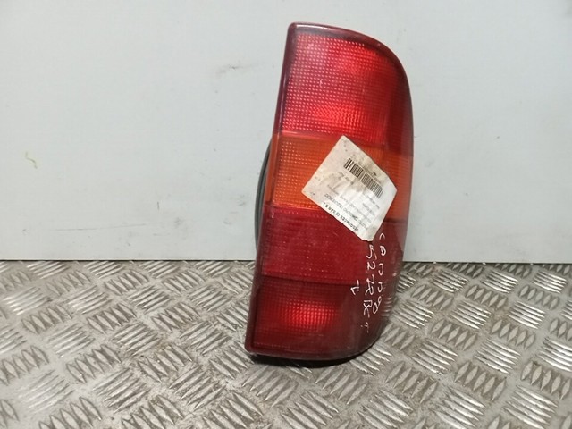 Lanterna traseira esquerda 6K9945111 VAG