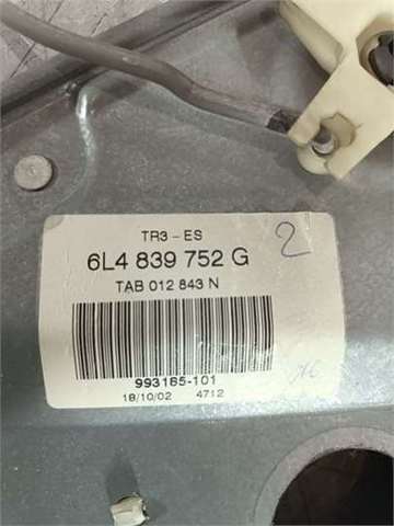 Motor de acionamento de vidro da porta traseira direita 6L4839752G VAG