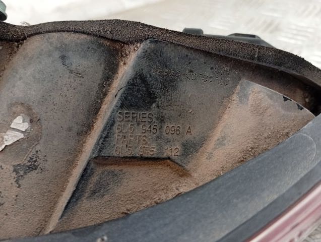 Lanterna traseira direita externa 6L5945096A VAG