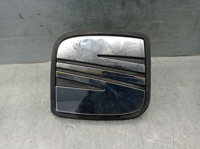 Gozno da porta traseira (de 3º/5º bagageiro) 6L6827565A VAG