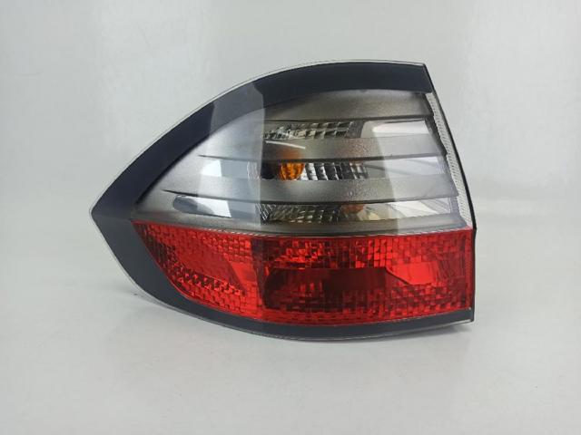 Lanterna traseira esquerda externa 6M2113405CG FORD