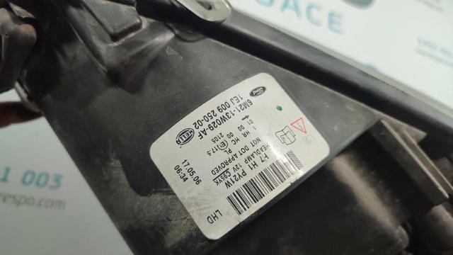 Luz direita 6M2113W029AF FORD