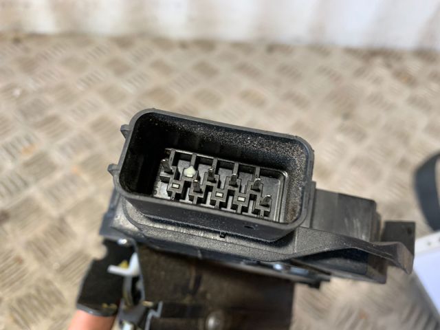 6M2AR21813EC Ford