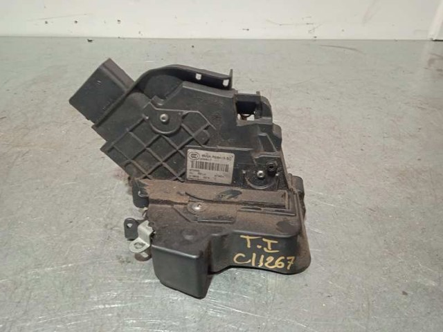 Fecho da porta traseira esquerda 6M2AR26413BC FORD