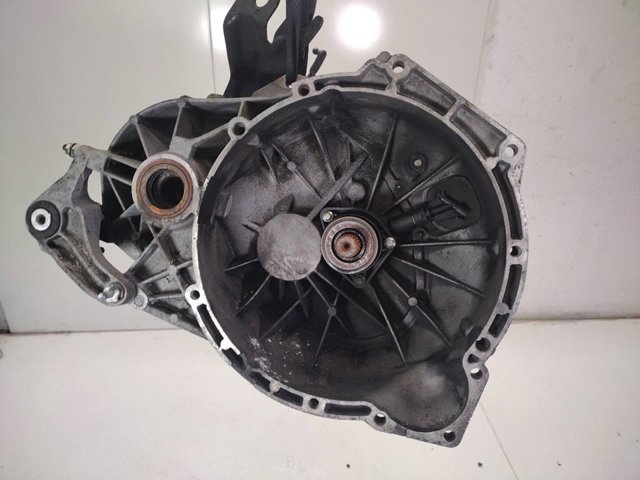 6M5R7002ZA Ford
