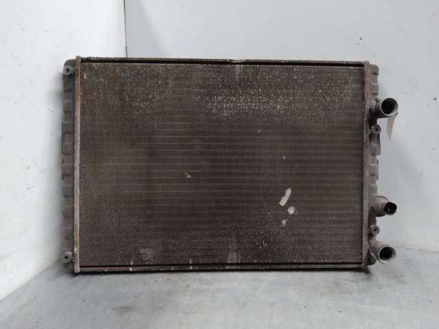 Radiador de esfriamento de motor 6N0121201D VAG