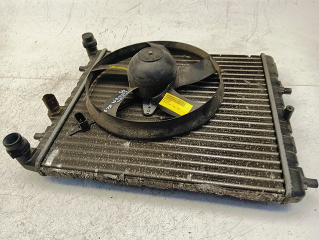 Radiador de esfriamento de motor 6Q0121201BT VAG