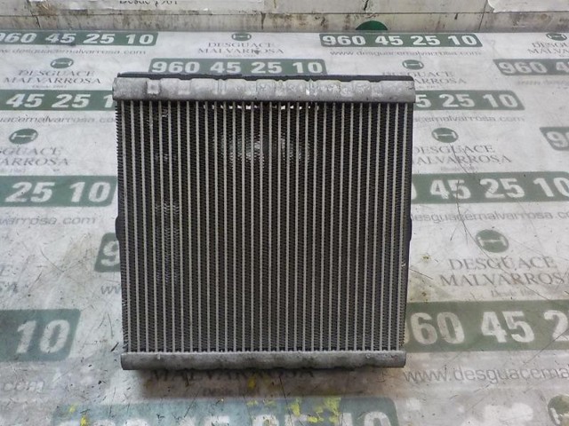 6Q0820103F VAG