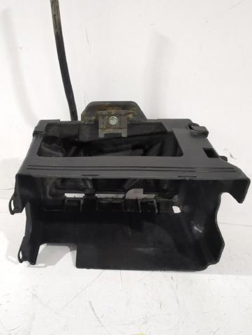 Fixação (suporte) de bateria recarregável 6Q0915331 VAG