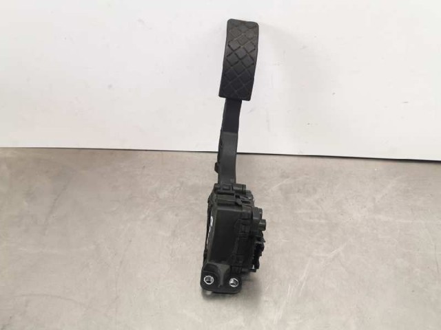 6Q1723503P VAG